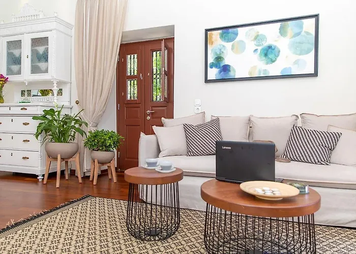 Dream House In The Venetian Castle Naxos City